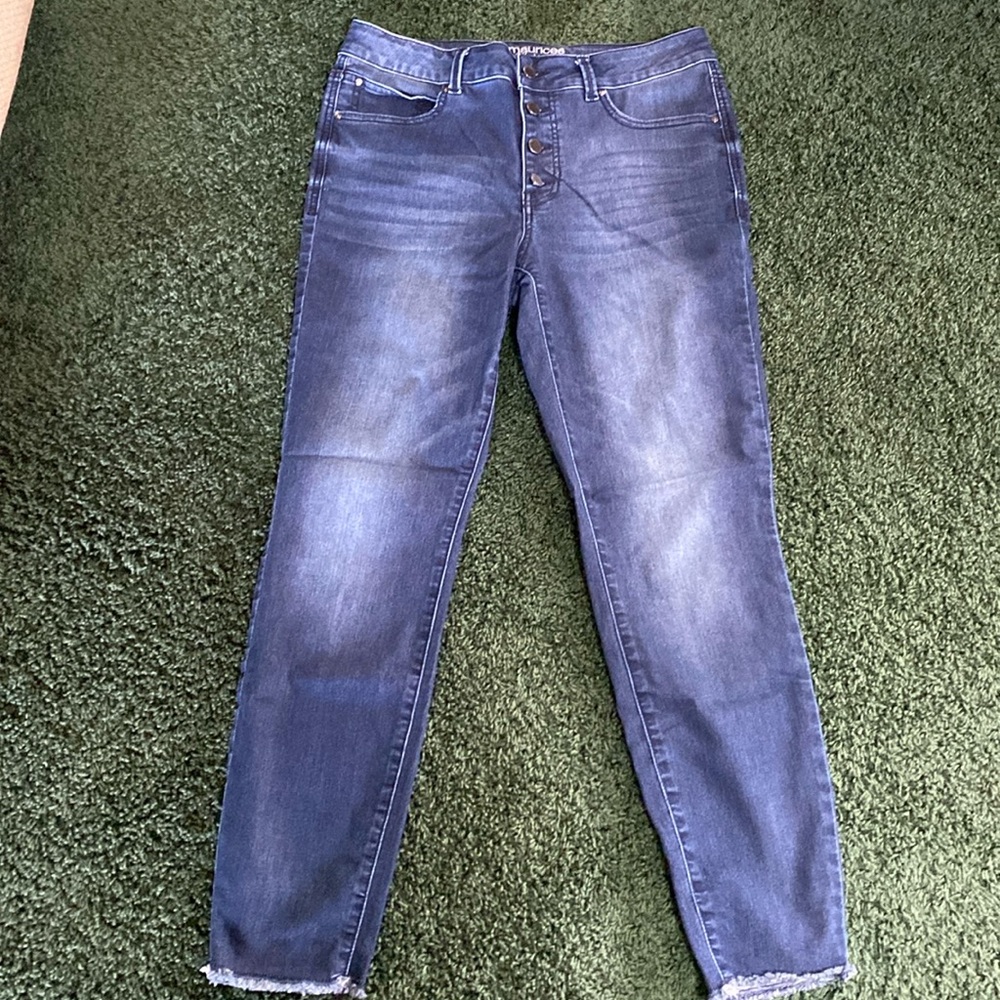 Maurices jeans